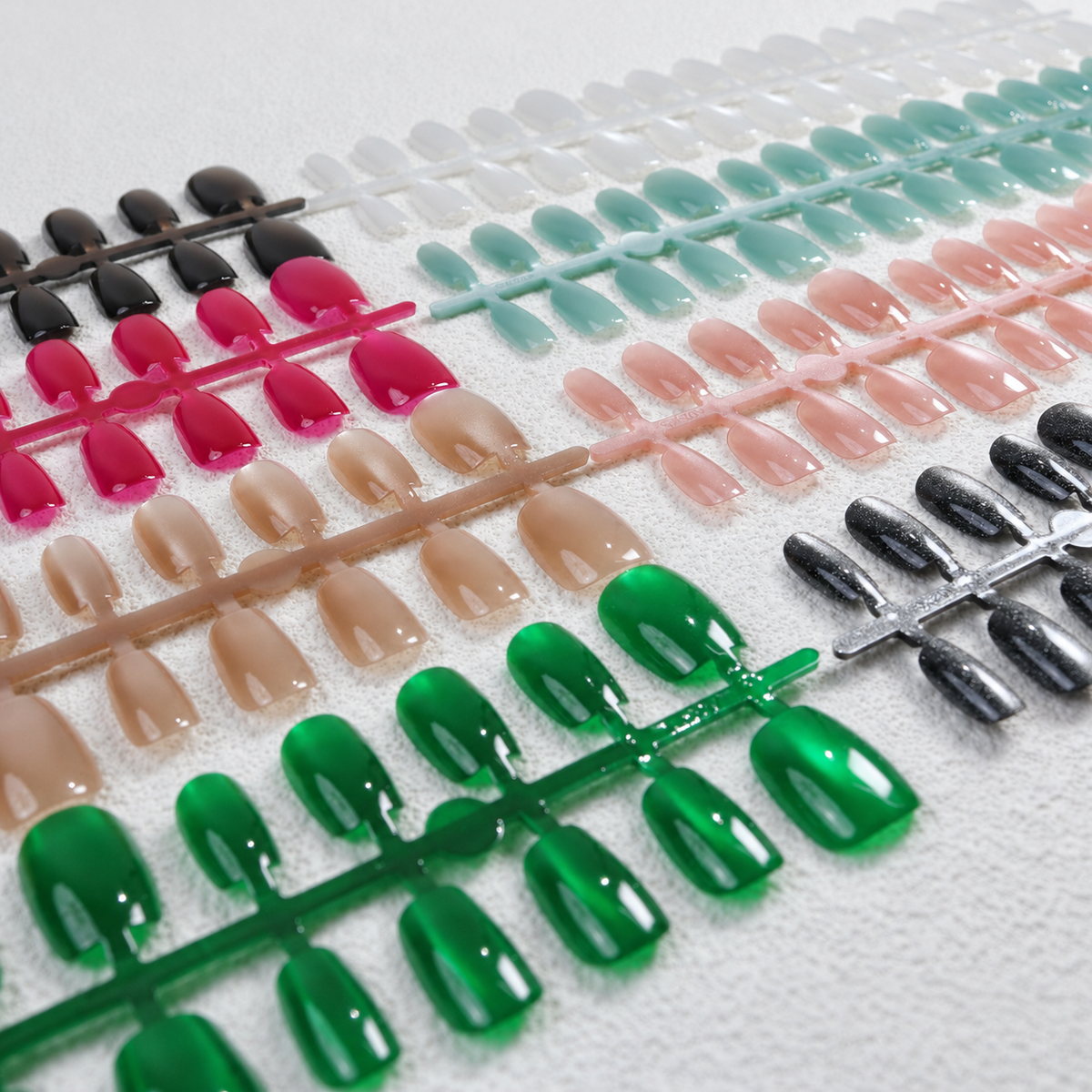 cavora Back to School Press-On Nails – Cute Trendy Styles – Solid Cat Eye reusable false nails